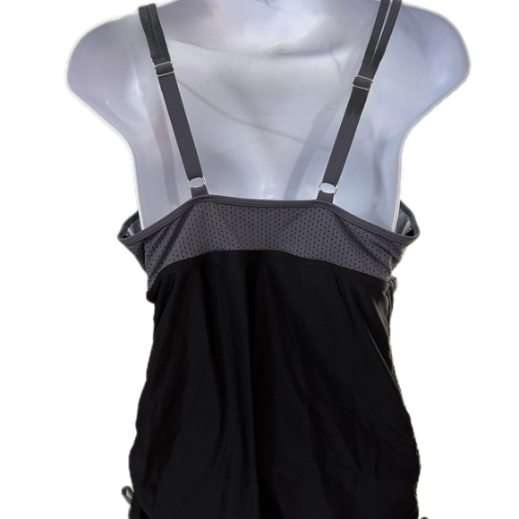 Black and Gray Tank Top Swim Top - Picture 3 of 3